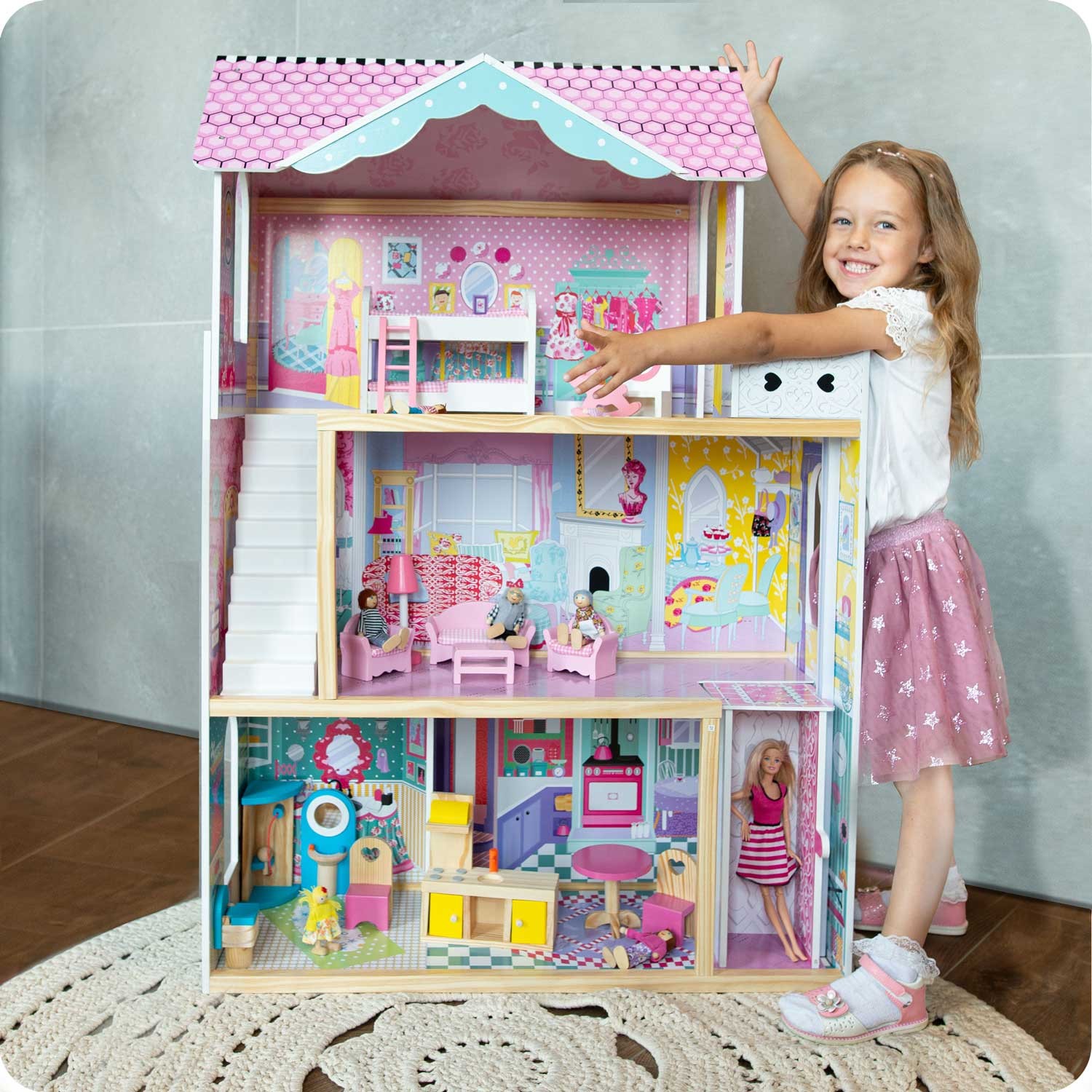 Suur kolmekorruseline puidust nukumaja lifti ja LED-valgustiga - Image 16