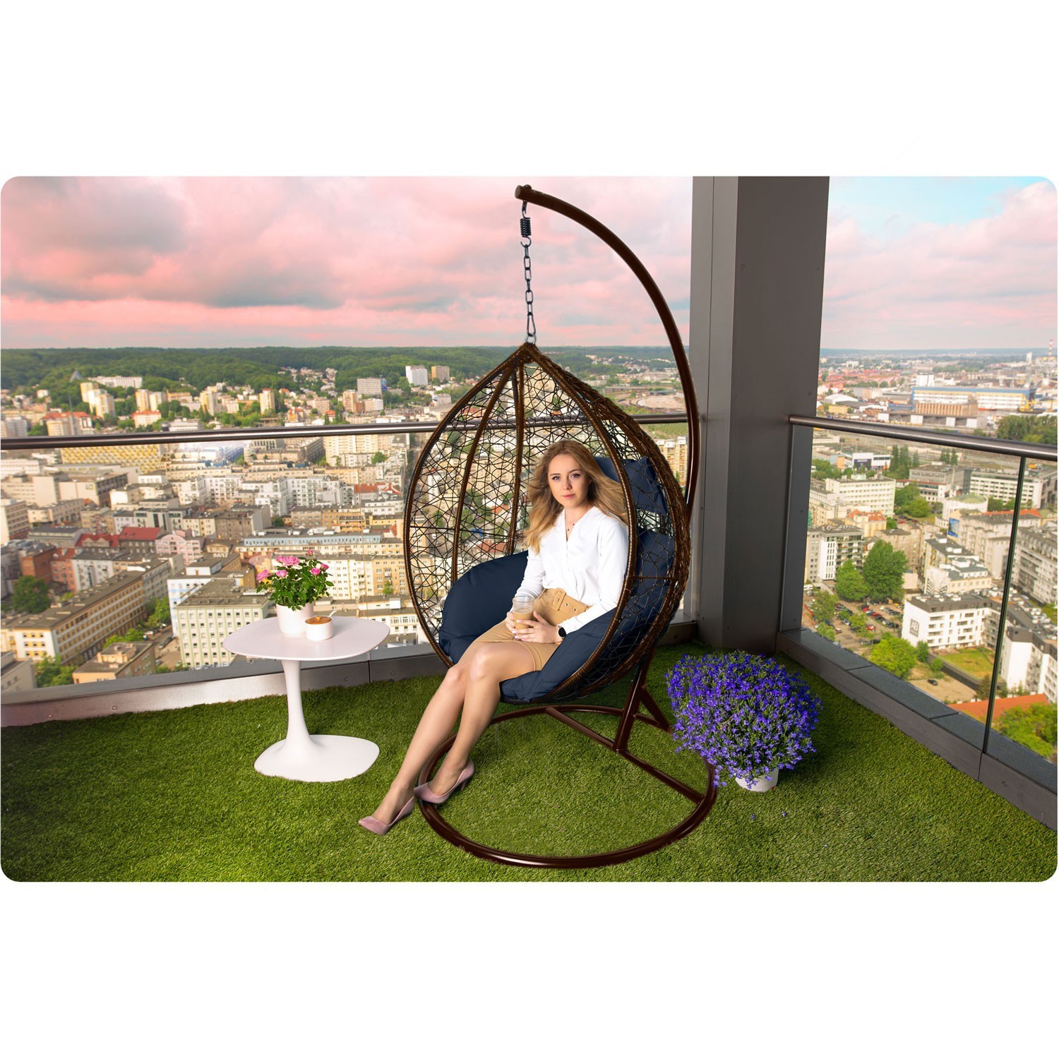 Havana pruun ripptool aias + tumesinised Sofoteli padjad - Image 4