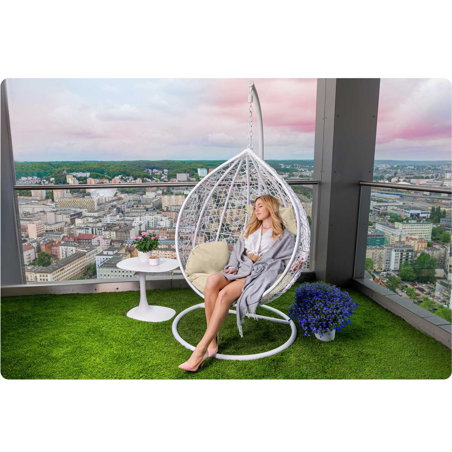 Havana valge ripptool aias + beežid padjad Sofotel - Image 8