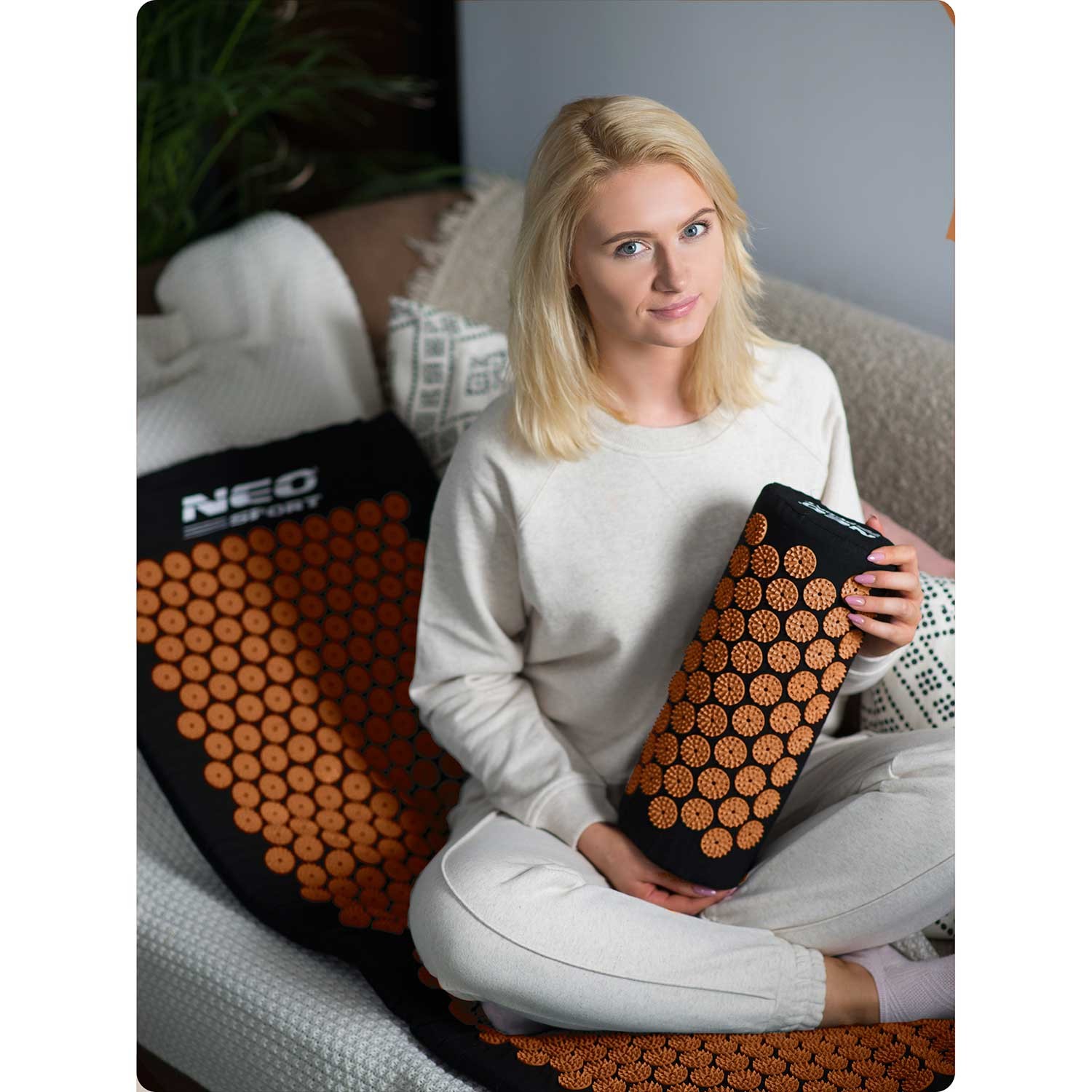 Neo-Sport NS-901 must ja kuldne akupressuurmatt naeltega - Image 3