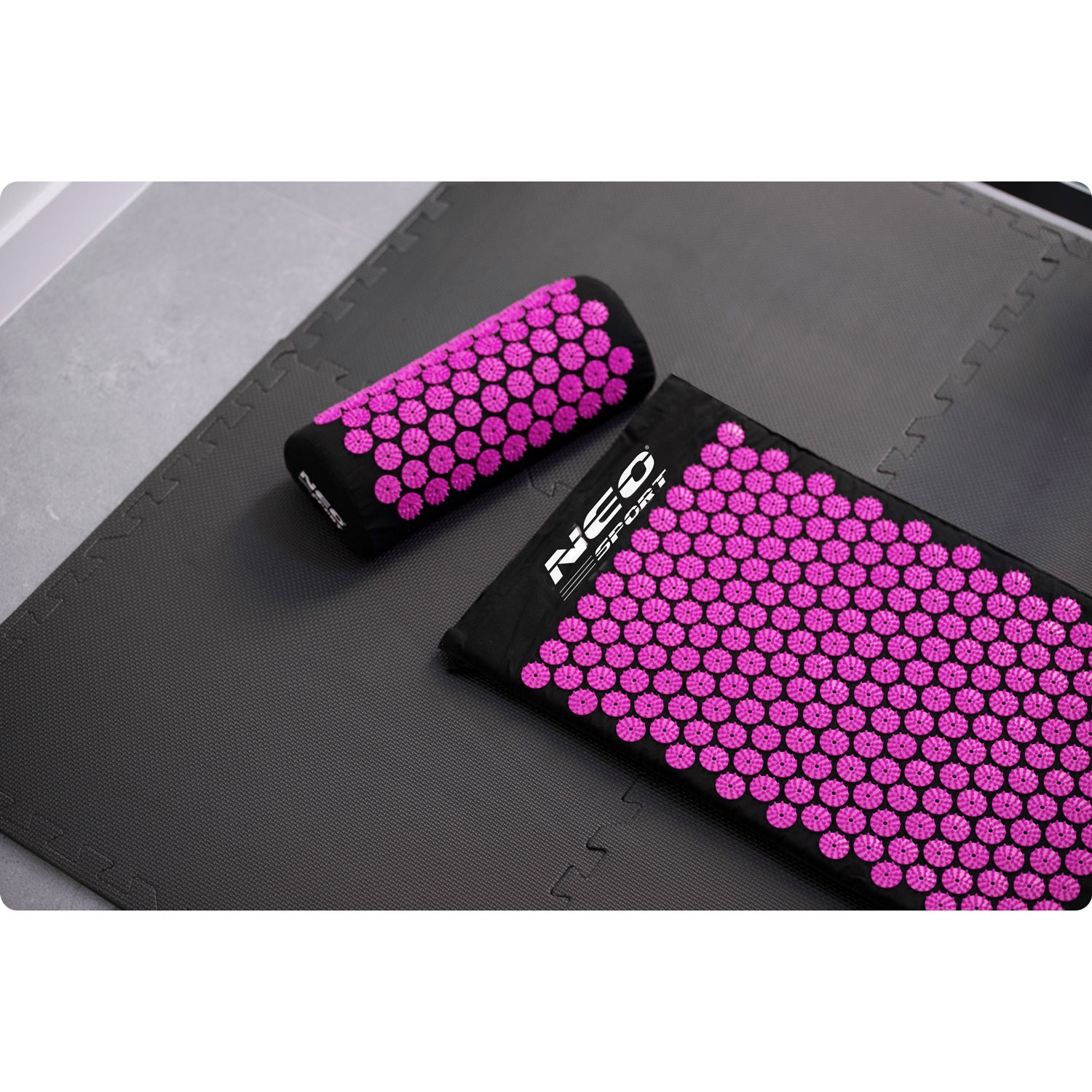 Neo-Sport NS-900 akupressuurmatt naeltega, must ja lilla - Image 4